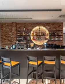 design longue bar in cracow centre