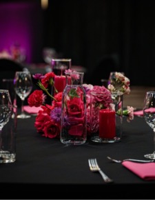 urocza elegancka dekoracja stołu