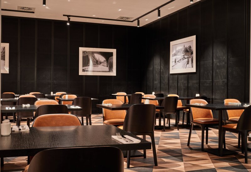 spacious restaurant room