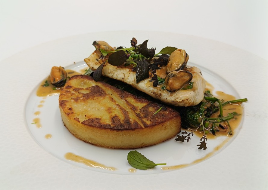 Fine dining restaurant with Spanish cuisine – example dish