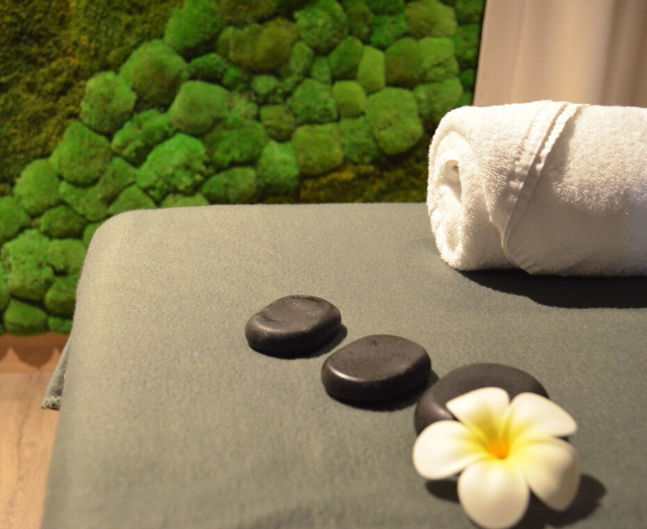 Inspiracja do relaksu w strefie SPA – detale – harmonijne akcenty tworzące atmosferę spokoju.