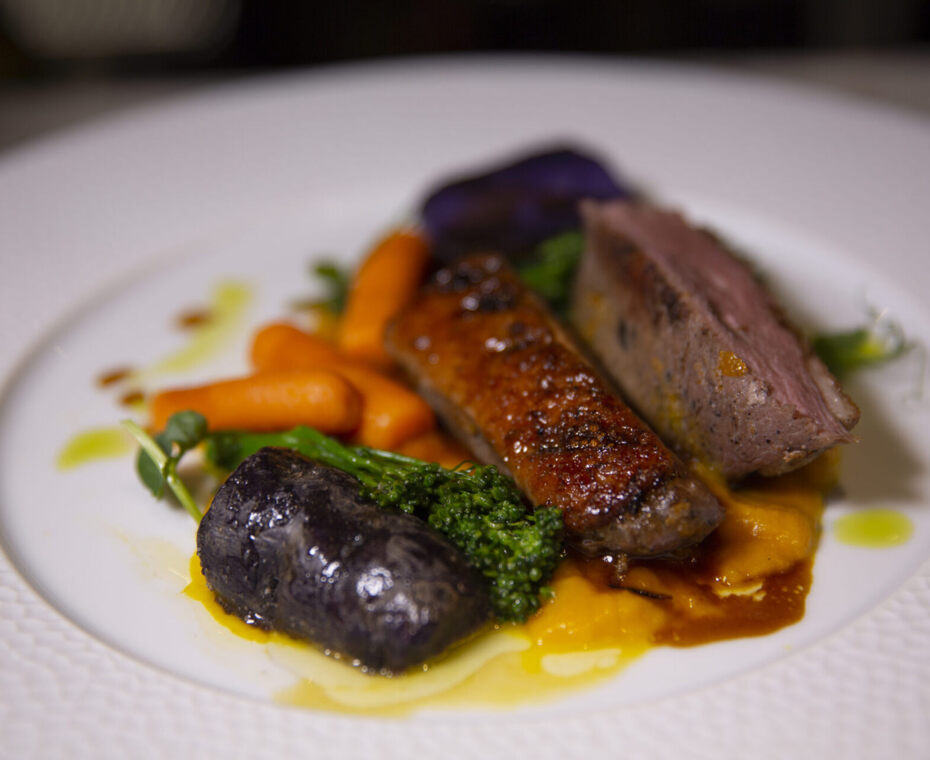 Creative dish from the menu – a fusion of tradition and modernity in one plate.