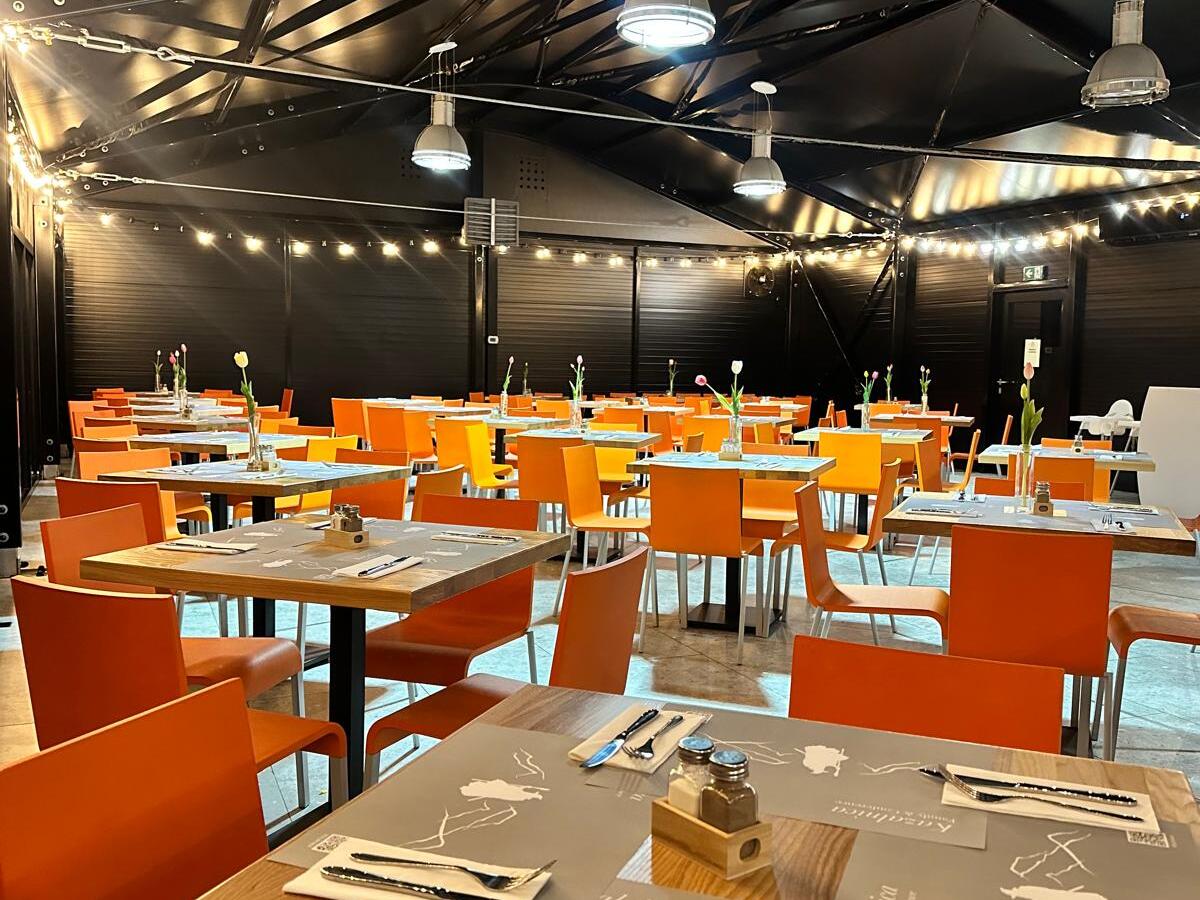 tarasola restauracja menu dla dzieci stolik krzesła góry bistro z widokiem hotel