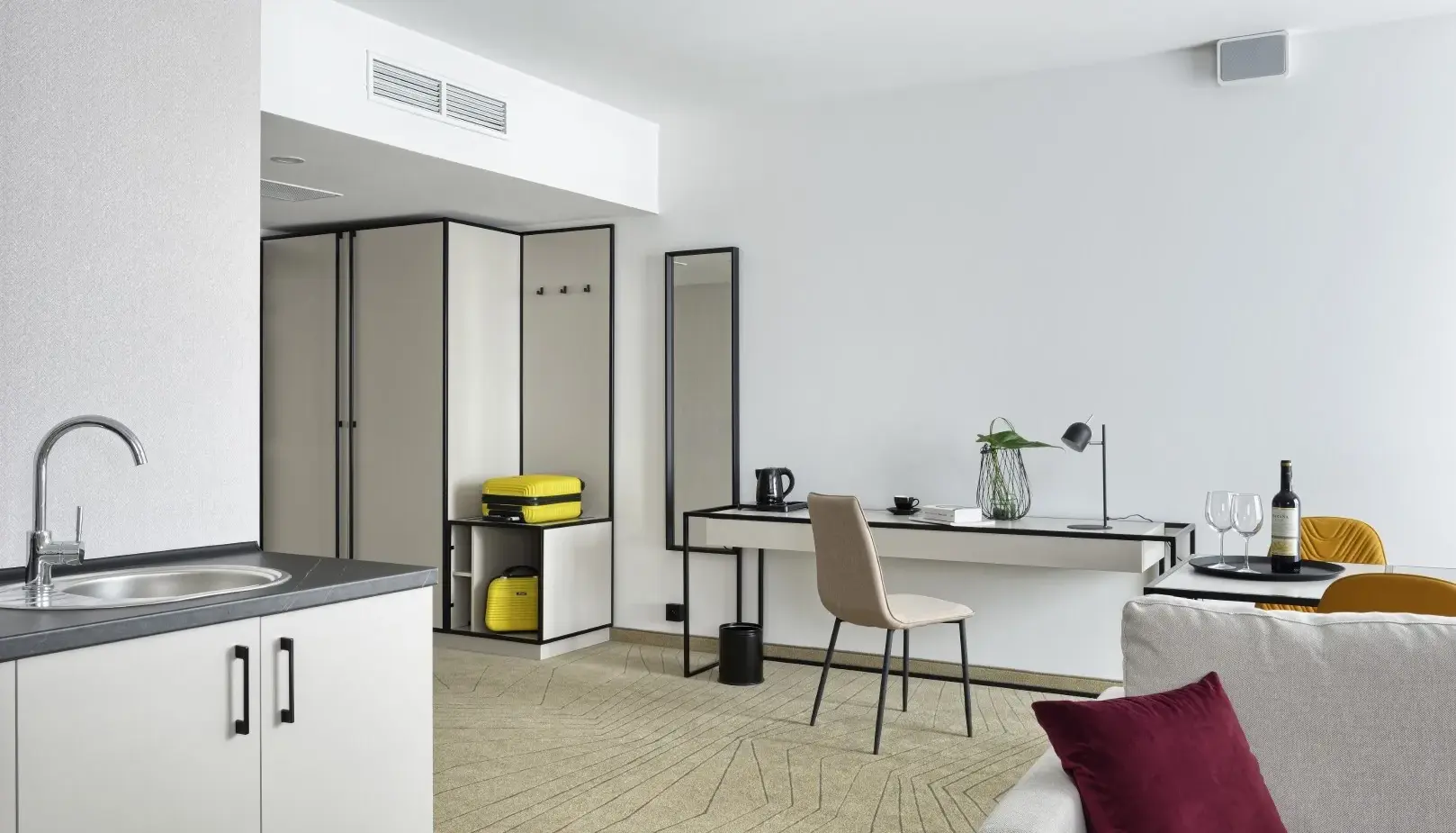 Mieszkanie w hotelu – wynajem długoterminowy w Arche Hotel Krakowska.