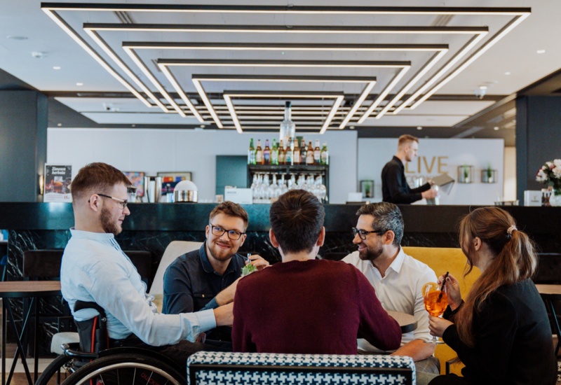 Hotel blisko lotniska Warszawa