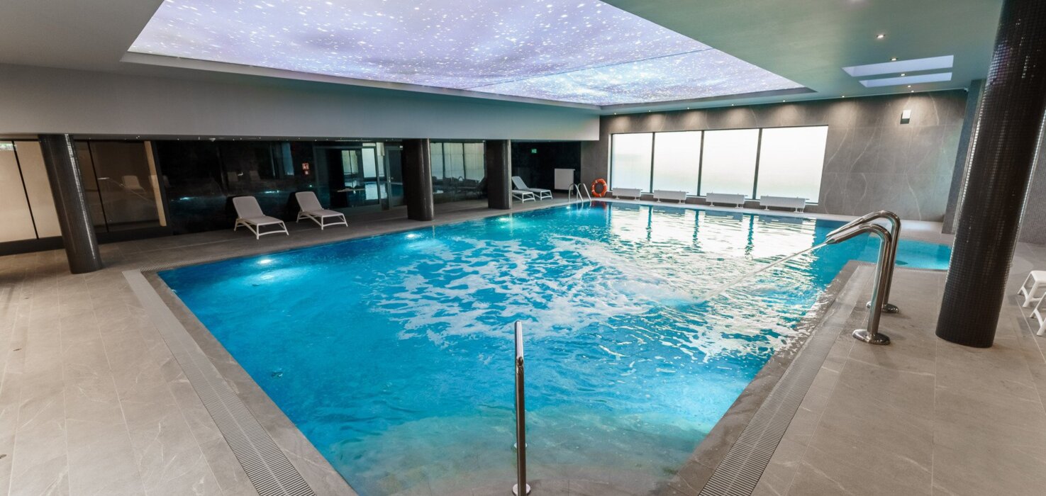 Factory Resort - Wellness & SPA - Basen i Sauny