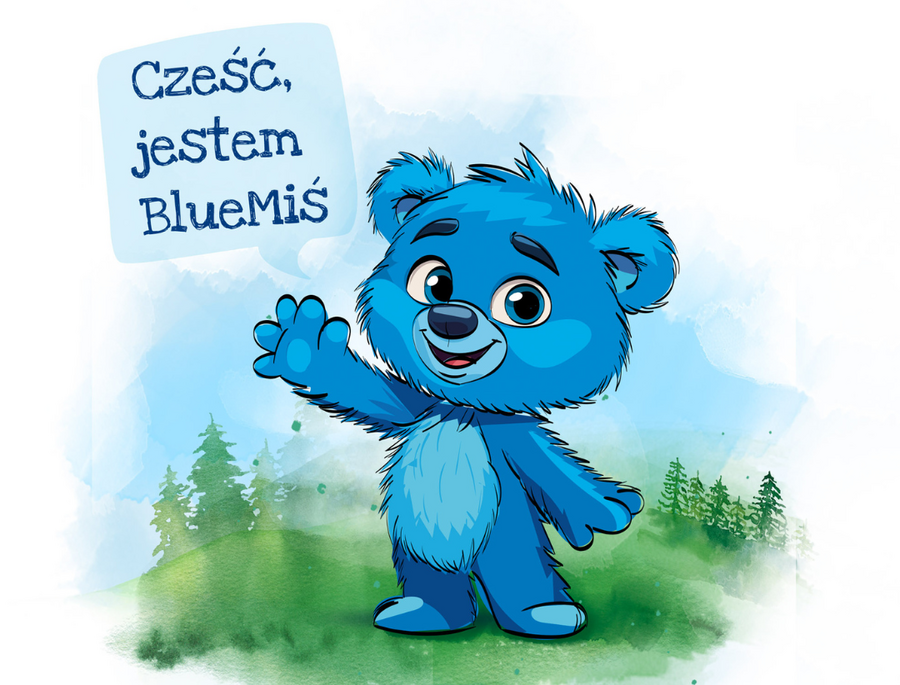 Přátelský modrý plyšový medvídek jako maskot mává na zeleném kopci, akvarelové stromy v pozadí, bublina 'Cześć, jestem BlueMiś'