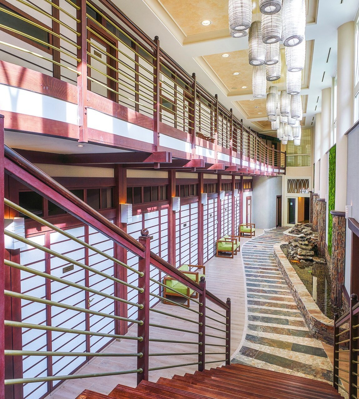 SPA and wellness Carlsbad Plaza