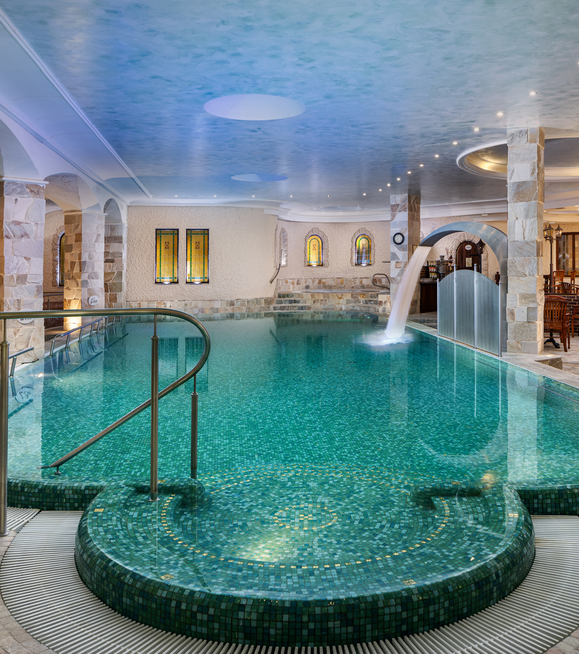 Плавательный бассейн Carlsbad Plaza