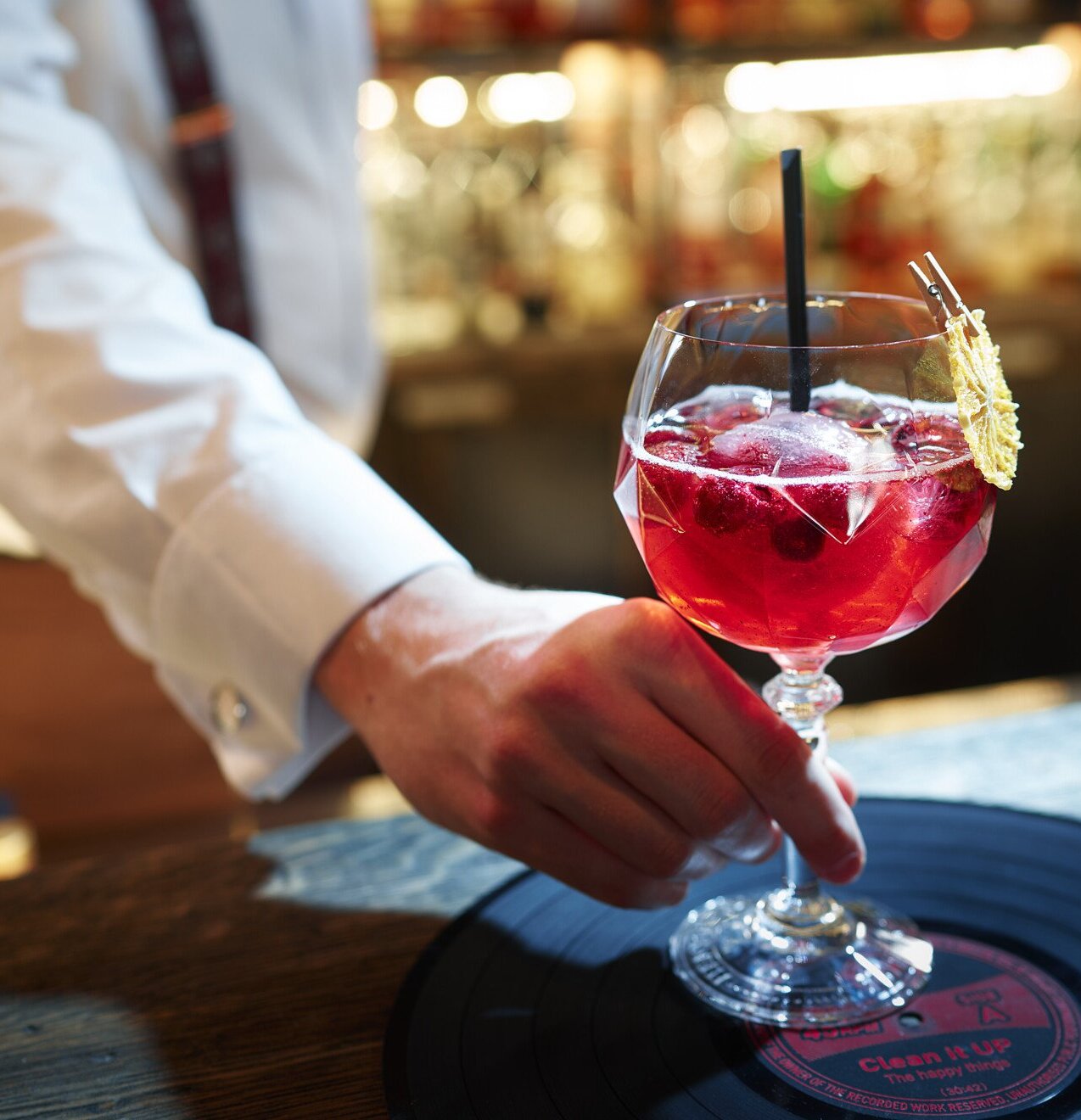 Drink v ID baru Hotel Carlsbad Plaza