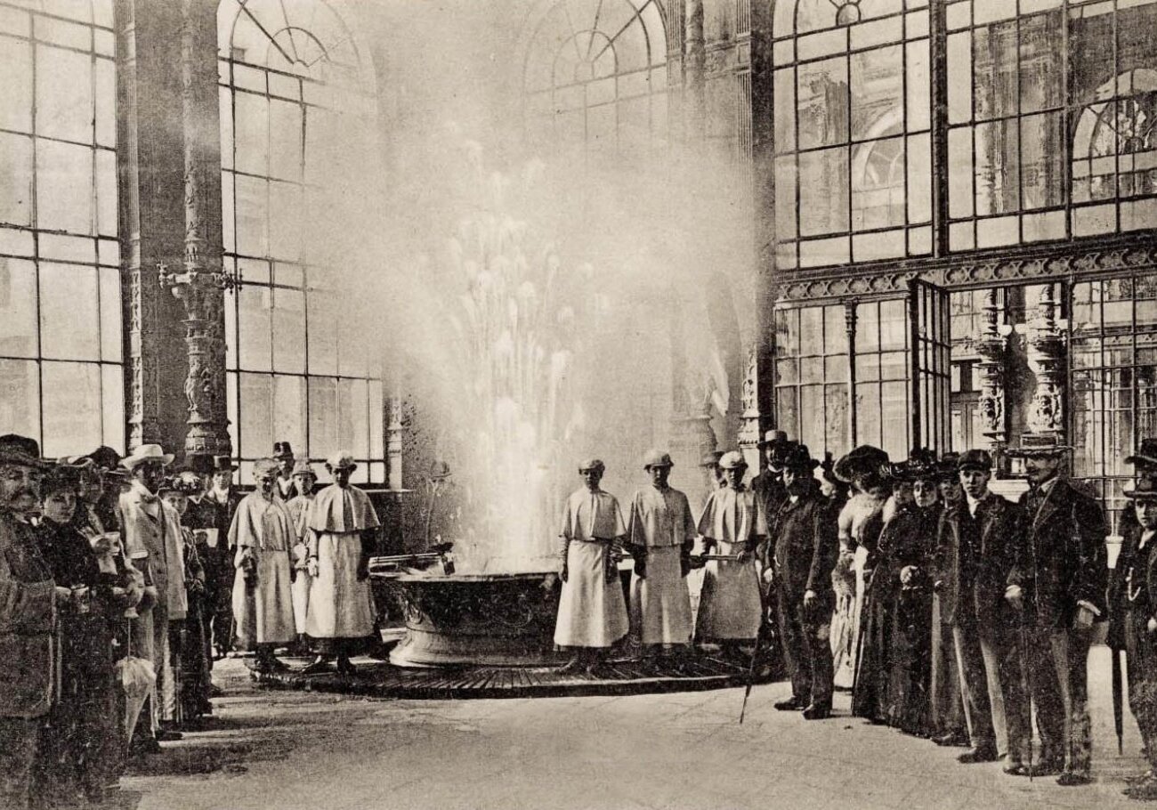 Carsbad Plaza - Karlovy Vary Spring