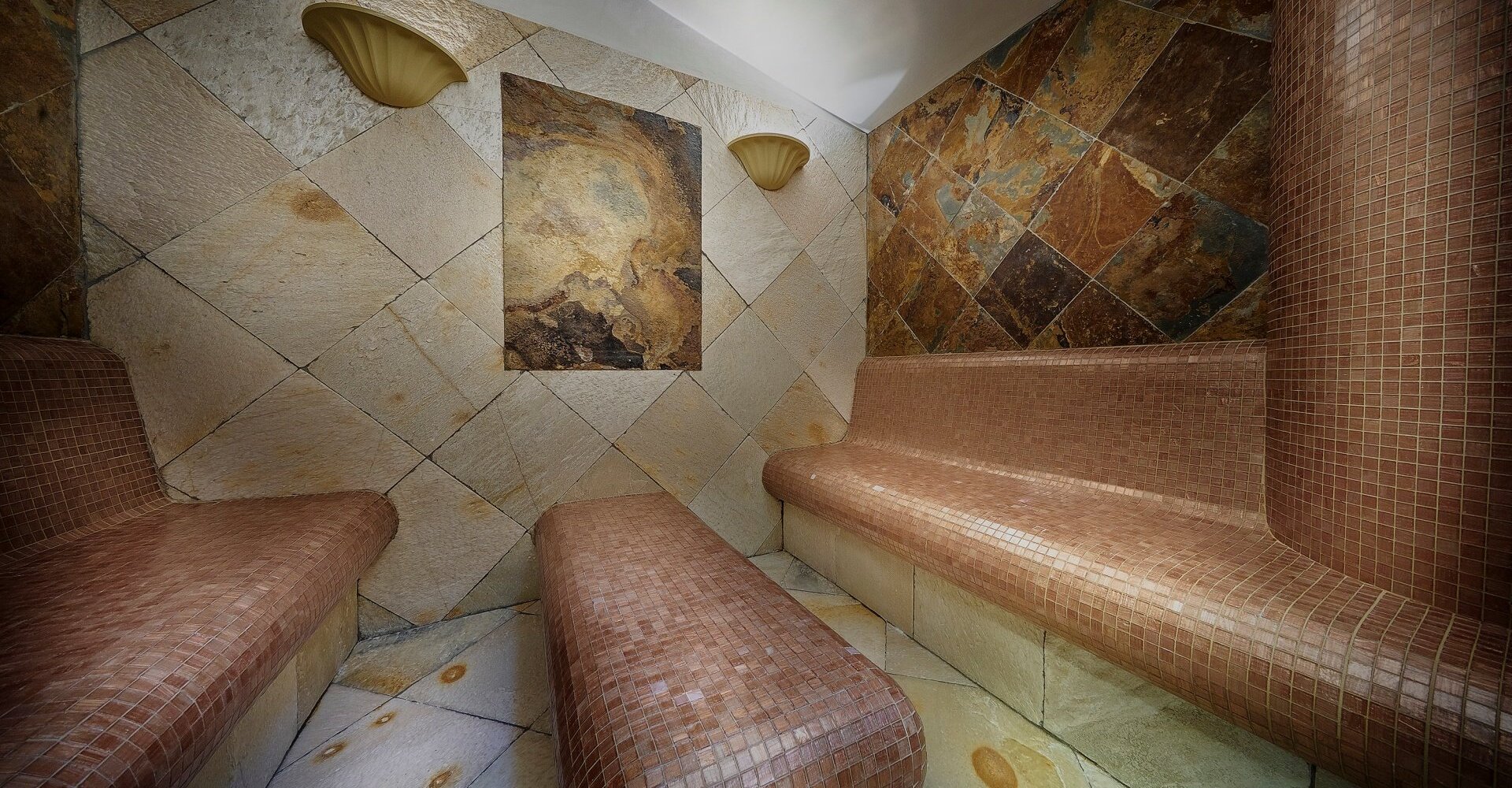 The carlsbad Plaza Wellnes