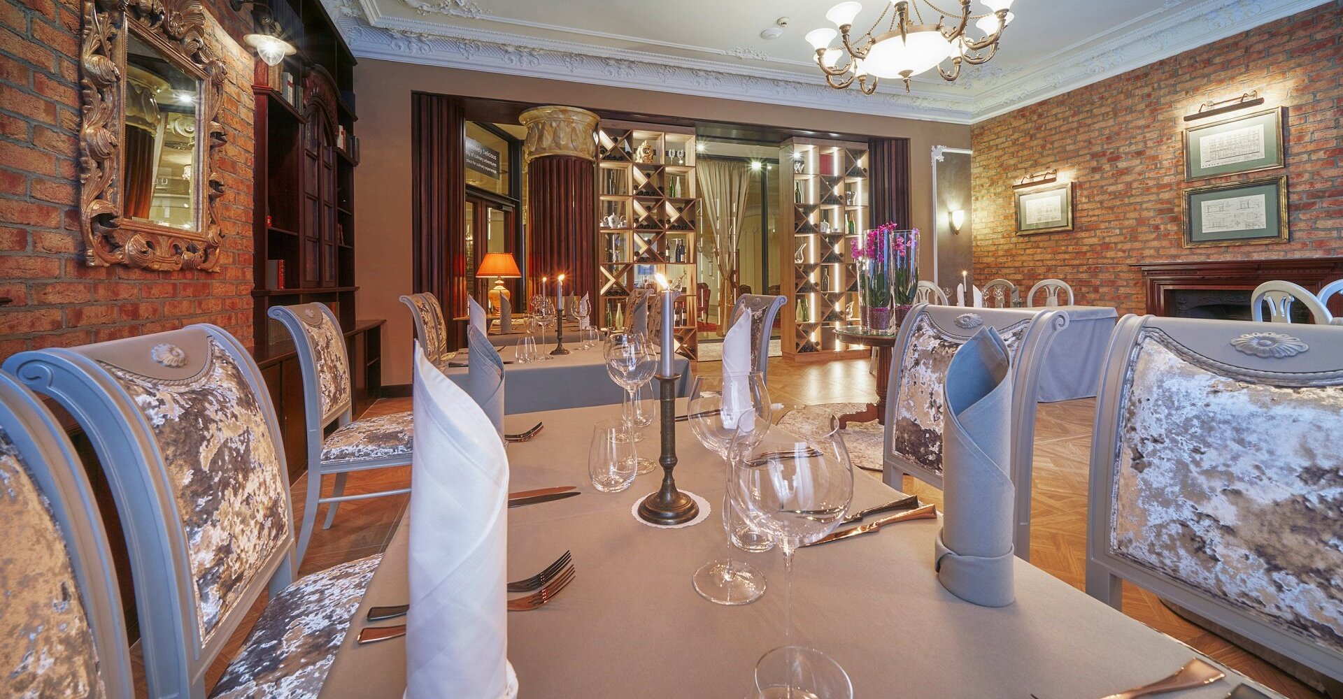 Restaurace Carlsbad Plaza