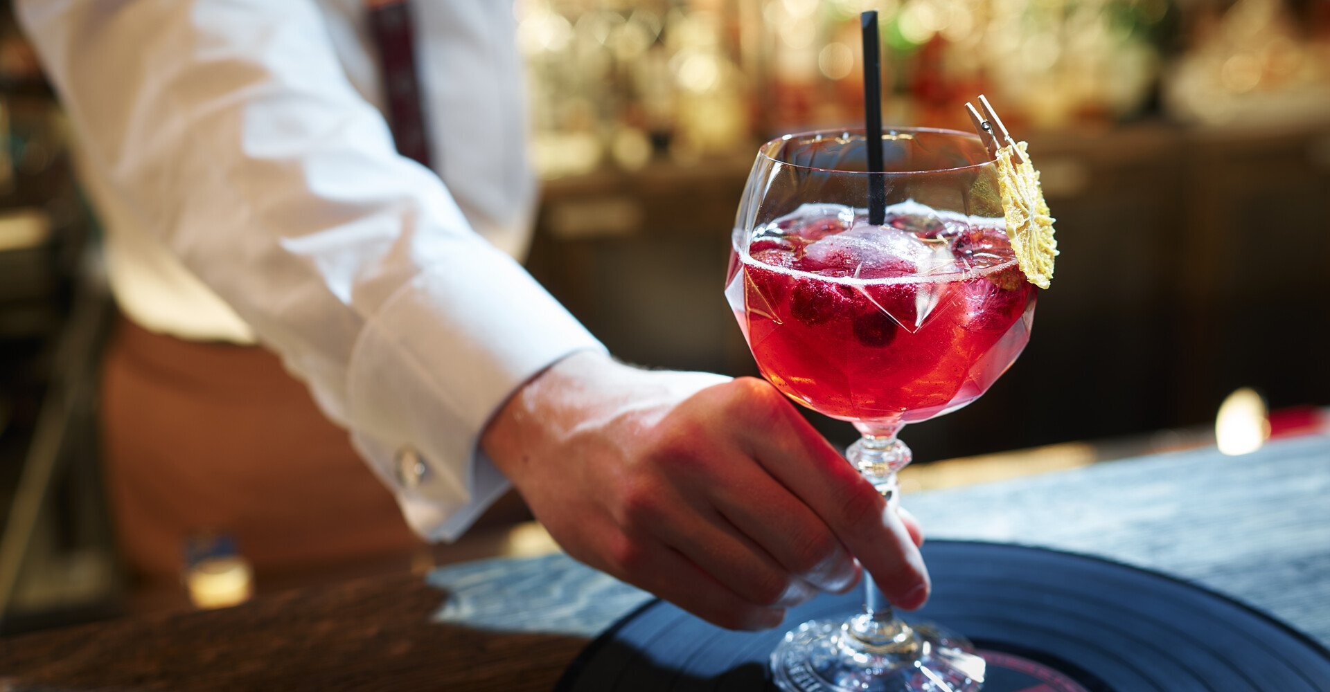 Drink v ID baru Hotel Carlsbad Plaza