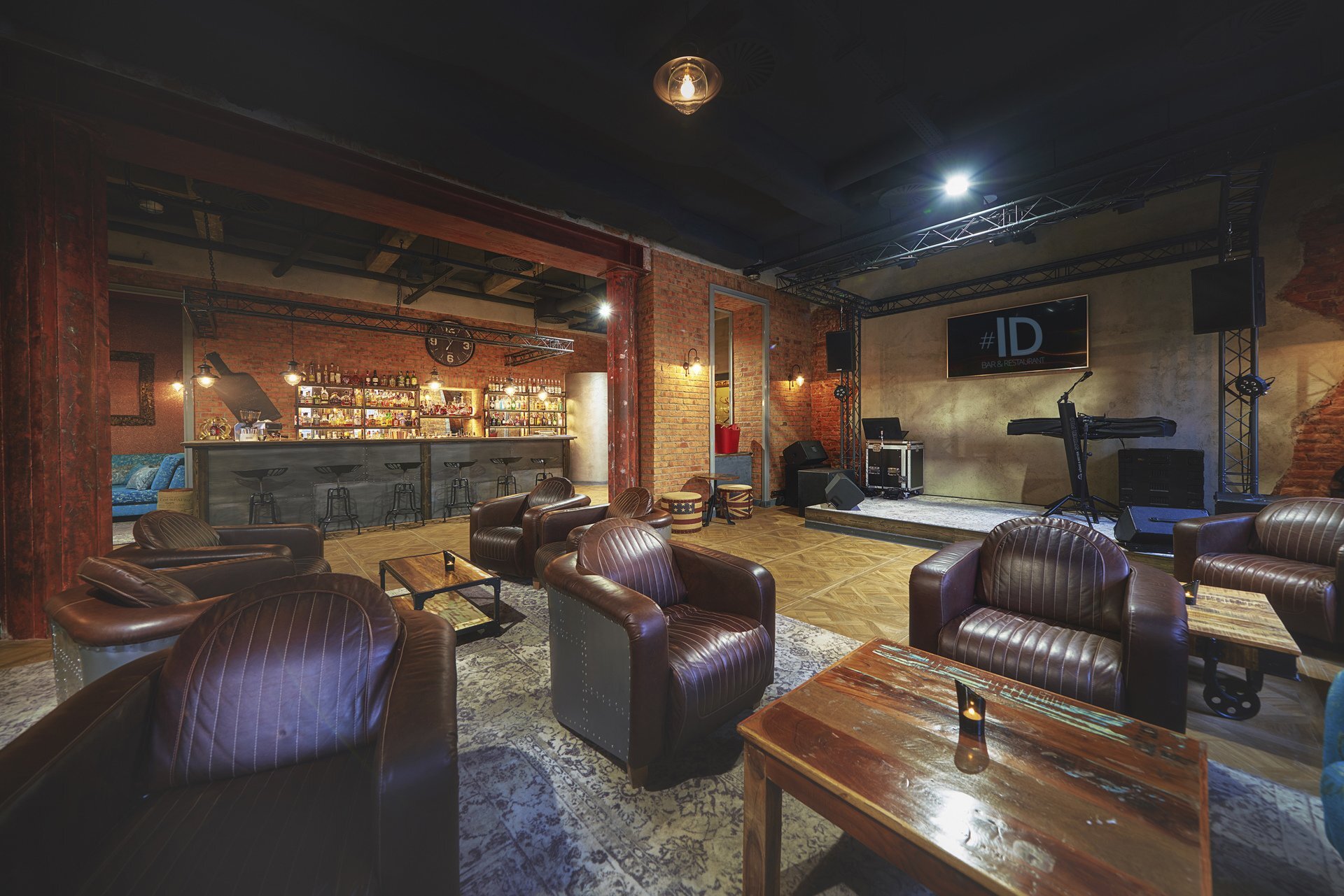 ID Bar Hotel Carlsbad Plaza