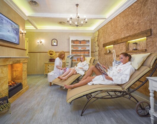 Carlsbad Plaza Apartment Treatment