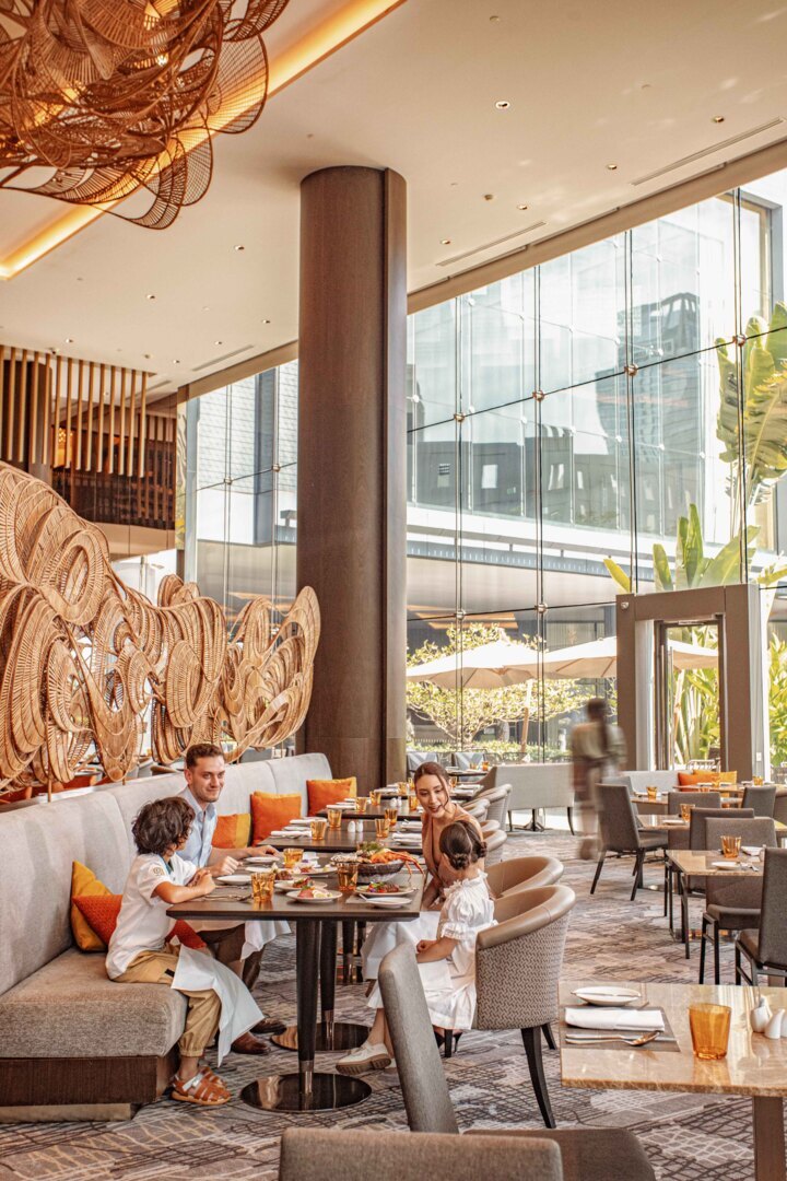 Family-friendly hotel dining and international buffet in Savio at Chatrium Grand Bangkok