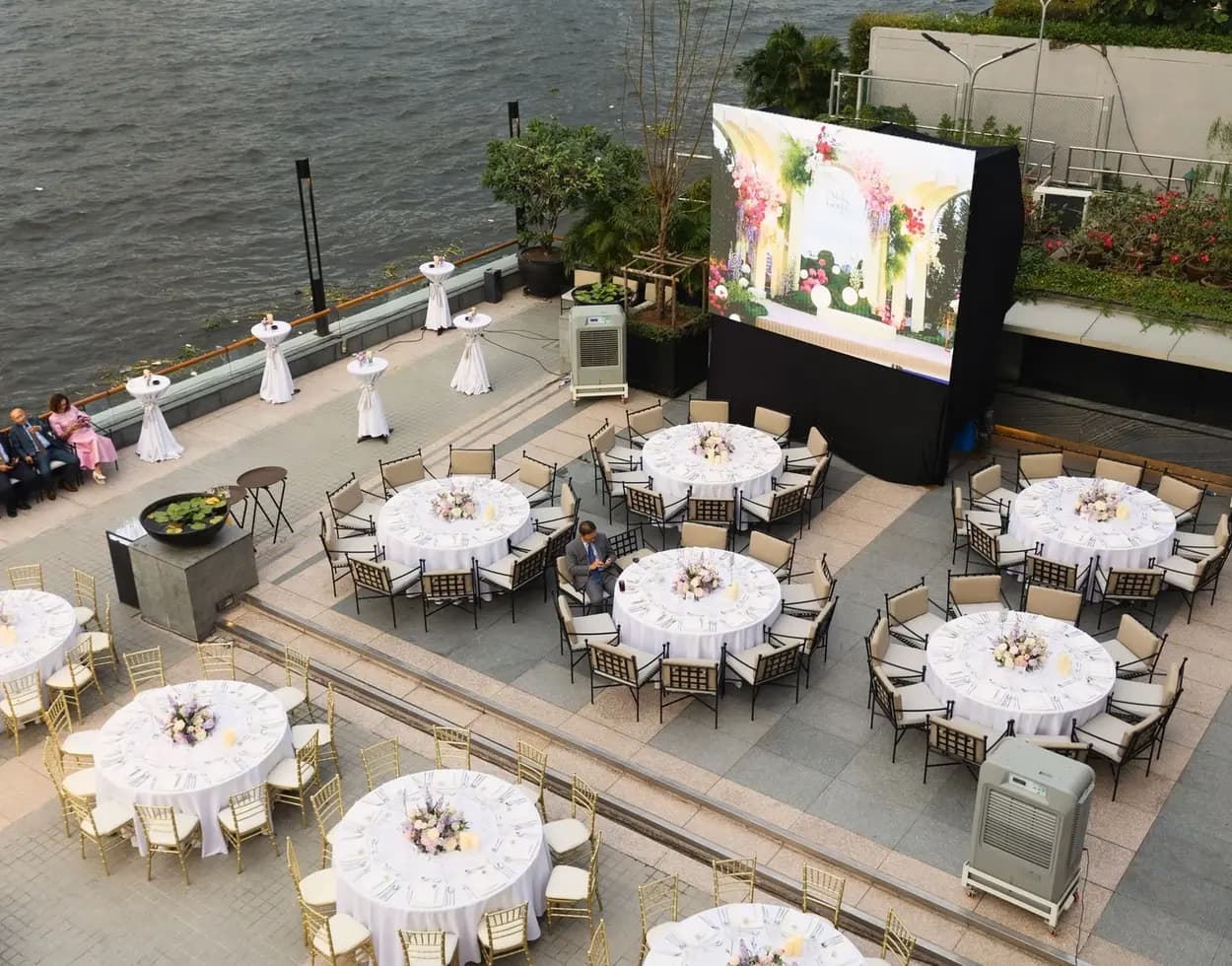 An outdoor gala evening celebration at Chatrium Riverside Bangkok Hotel