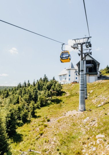 gondola lift cabins