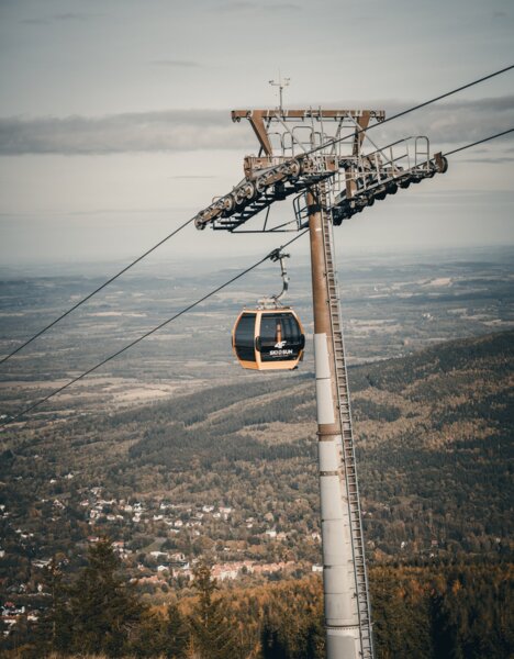 gondolová lanovka s výhledem