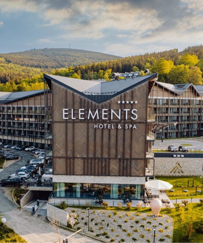 Elements Hotel & SPA front view