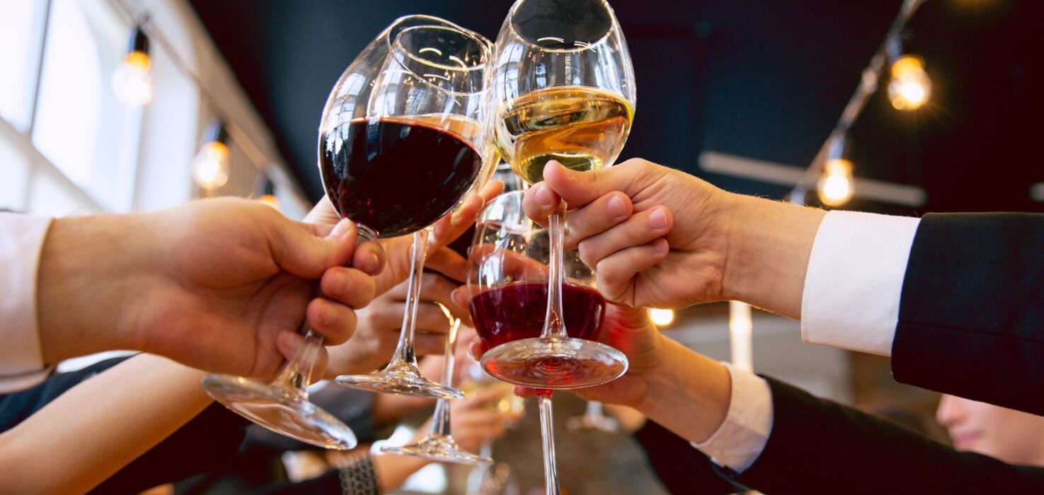 Spotkanie firmowe w restauracji na starym mieście kuryer