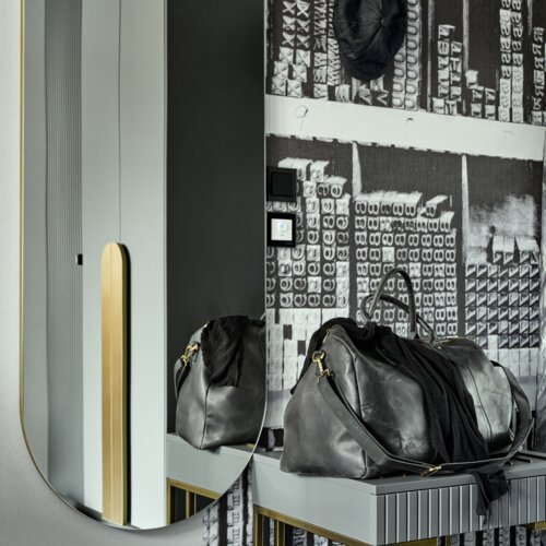 Mirror decor