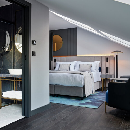 Stylowy apartament suite w hotelu 4 gwiazdkowym Garamond Kraków, tuż przy Rynku