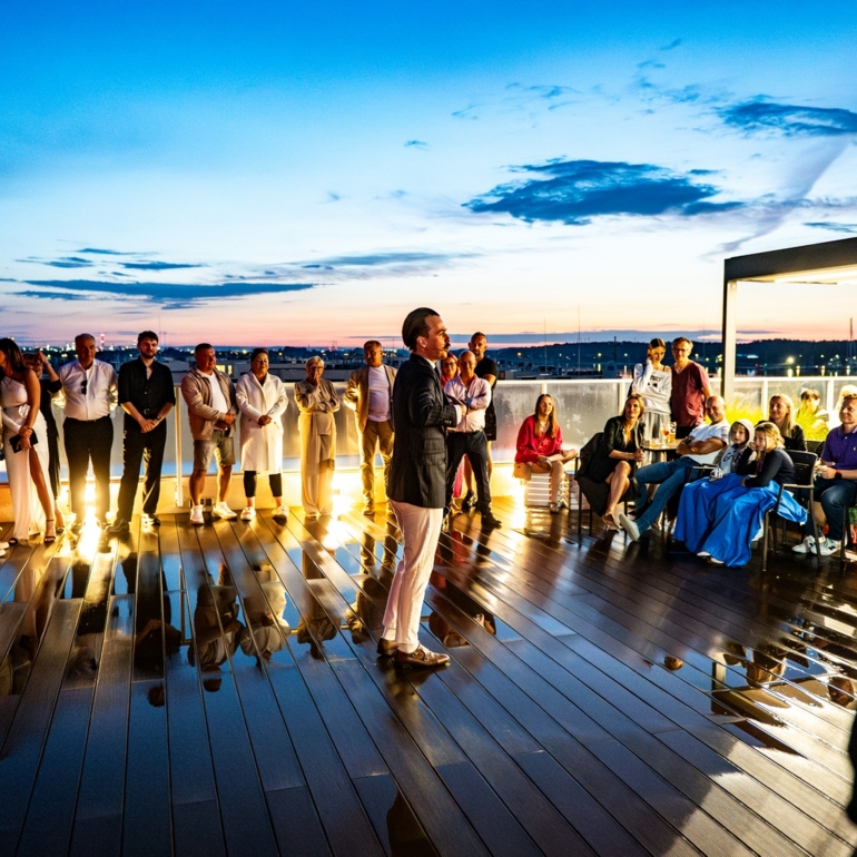 solmarinas 2-årsdag