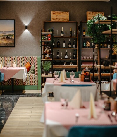 Wnętrze Restauracji Albero – włoska restauracja w Green Mountain w Karpaczu.