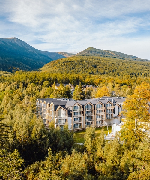 Jesień w górach - hotel w Karpaczu z basenem i SPA.