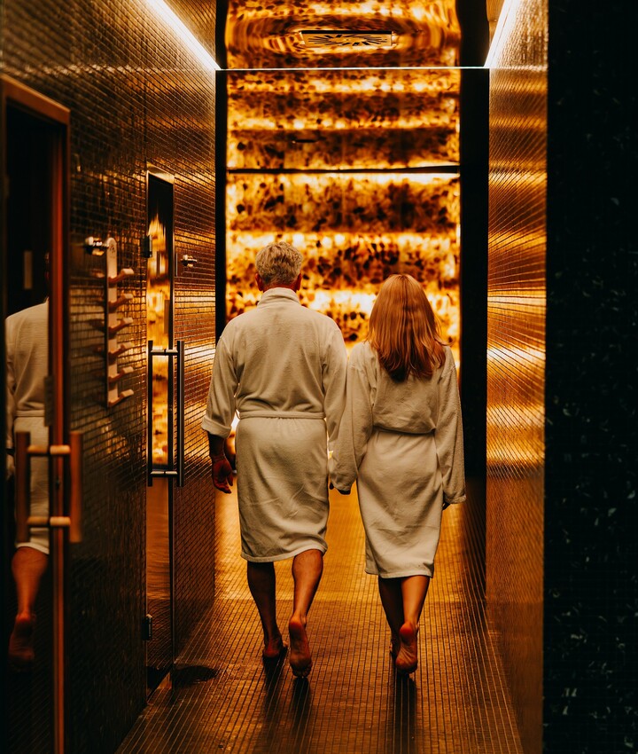Para podczas wspólnego relaksu w strefie SPA Green Mountain.