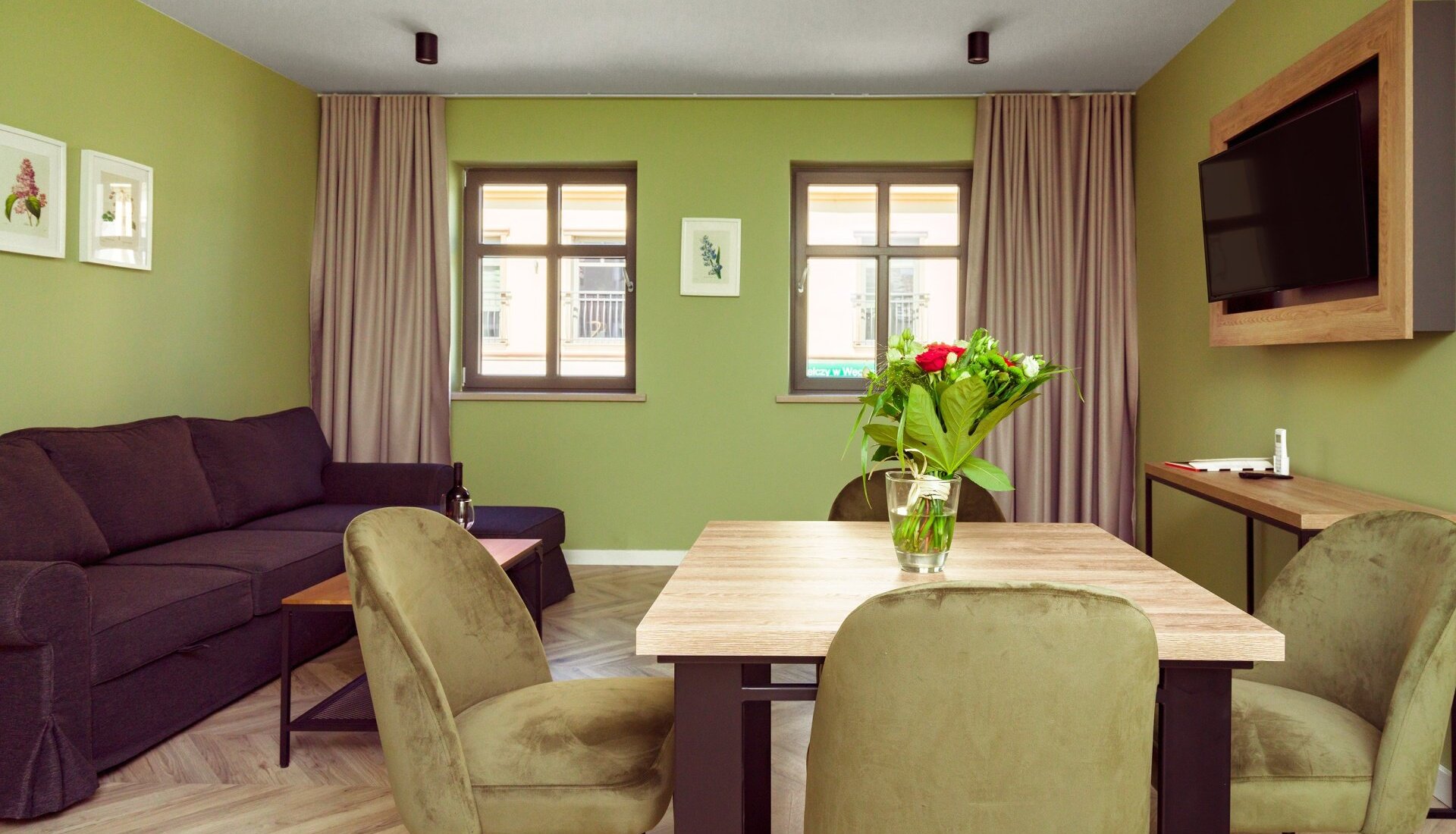 kamienica portowa mikołajki pokój