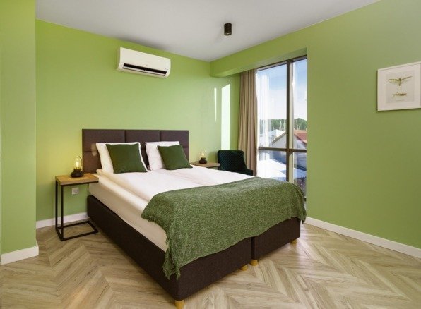 kamienica portowa mikołajki pokój