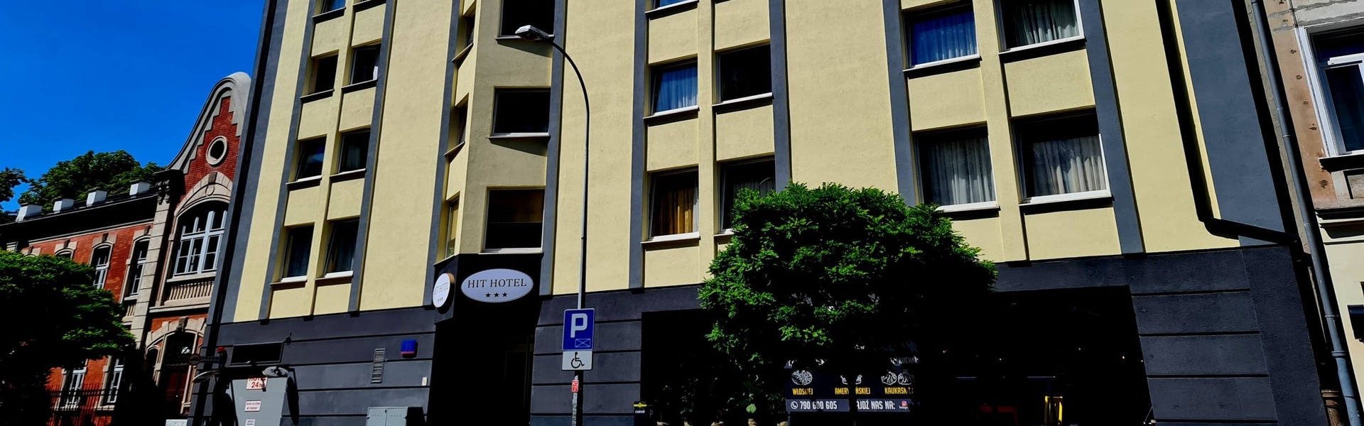 Hit viešbučio pastatas Varšuvos Prage-Północ rajone