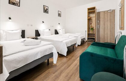 Pokój trzyosobowy z trzema łóżkami w Hotelu Górsko