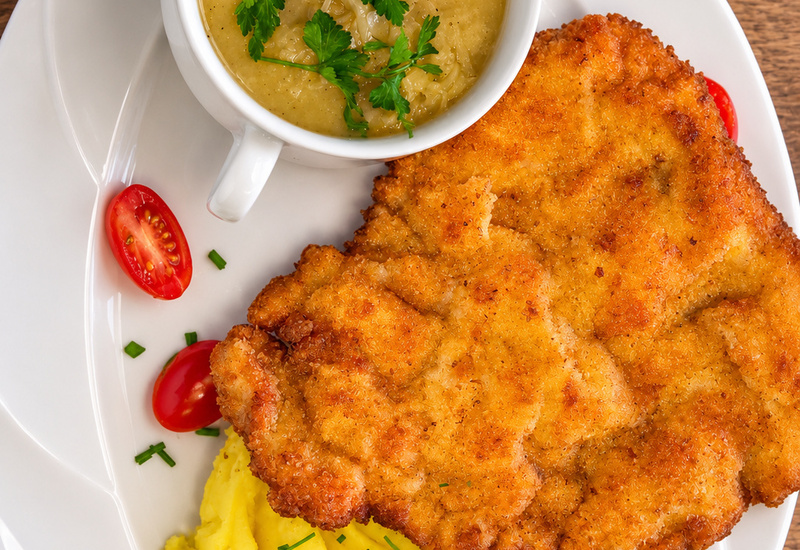 Kotlet panierowany z puree – Restauracja Hotel Górsko