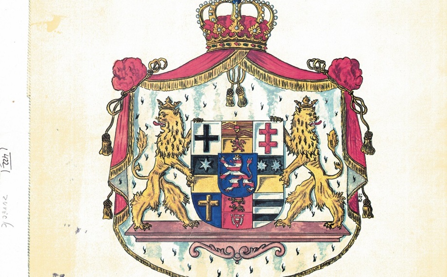 Historisches königliches Wappen mit zwei gekrönten Löwen, prächtiger Krone und rotem, goldumrandetem Mantel