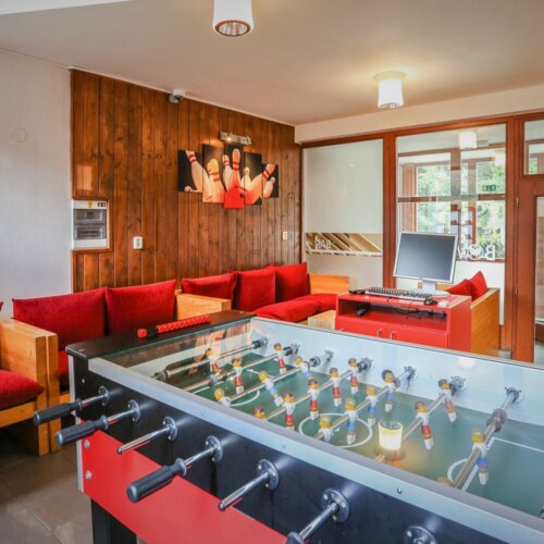 Stolný futbal v Demänovskej doline, Jasná. Zábava pre deti. Aktivity pre deti Jasná.