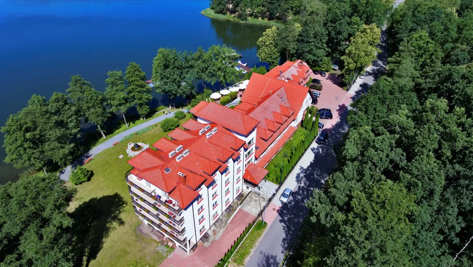 Hotel Nidzki nad jeziorem Nidzkim