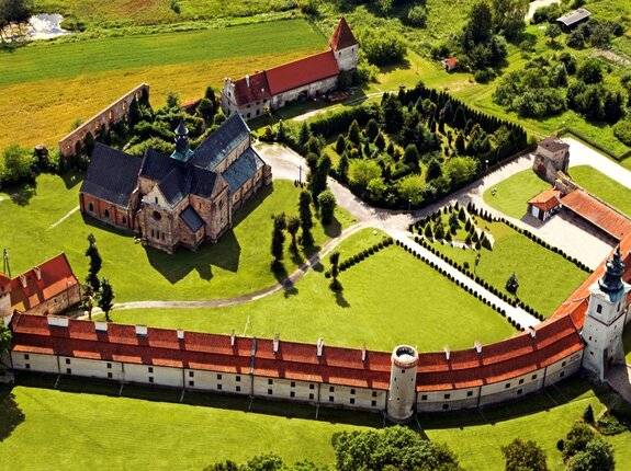 Podklasztorze Hotel pod Wrszawą