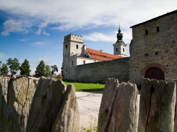Hotel w zabytkowym opactwie cystersów pod Warszawą
