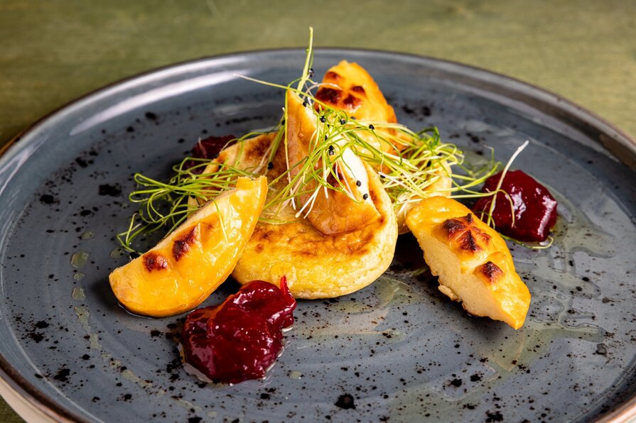 zakopane restauracja, grillowany oscypek z żurawiną