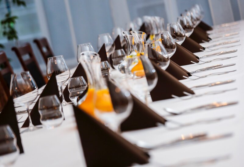 Idealnie nakryty stół