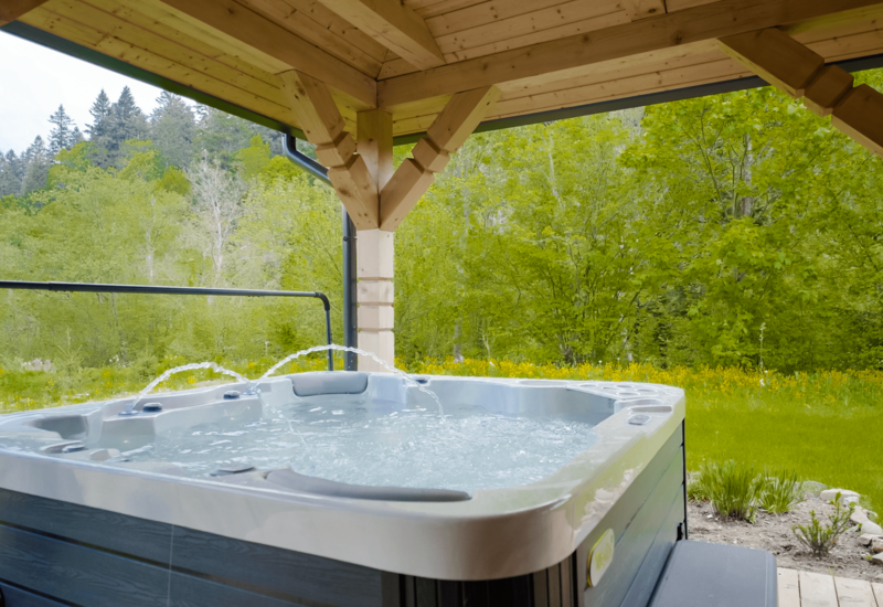 Luksusowe domki z jacuzzi w Bieszczadach - Jabłonki Resort & SPA