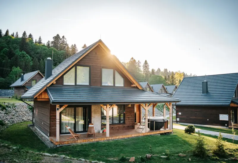 Domki w spokojnej okolicy Bieszczad – Jabłonki Resort & SPA