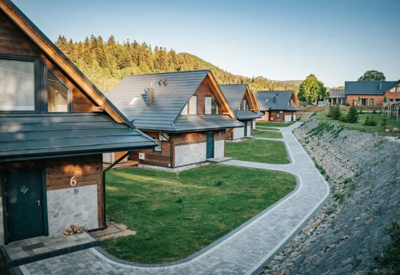 Domek z kominkiem i widokiem na las – Jabłonki Resort & SPA