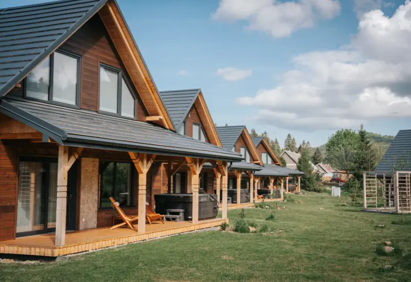 Domek dla rodzin z dziećmi w Bieszczadach – Jabłonki Resort & SPA