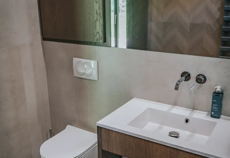 Funkcjonalna łazienka w nowoczesnym stylu – Jabłonki Resort & SPA