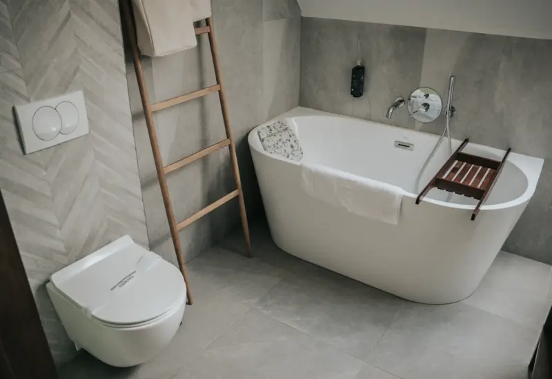 Nowoczesna łazienka w domku w Bieszczadach - Jabłonki Resort & SPA